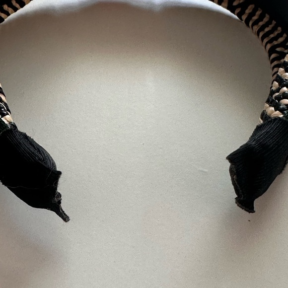 Iconic Brand Inspired Knotted Headband - Picture 8 of 8